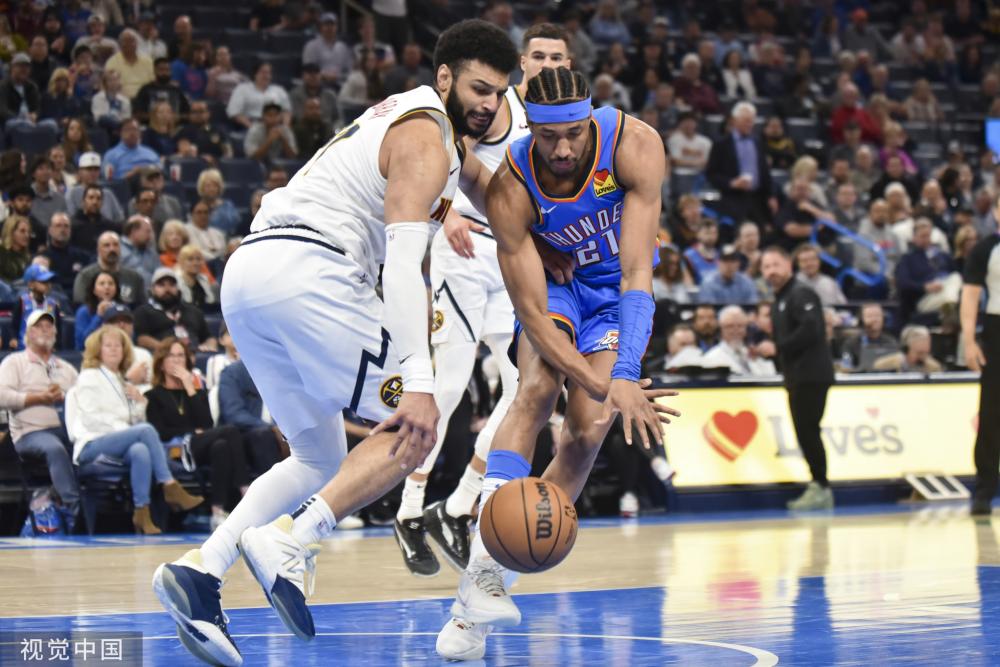 略比拼与球 略比拼与球