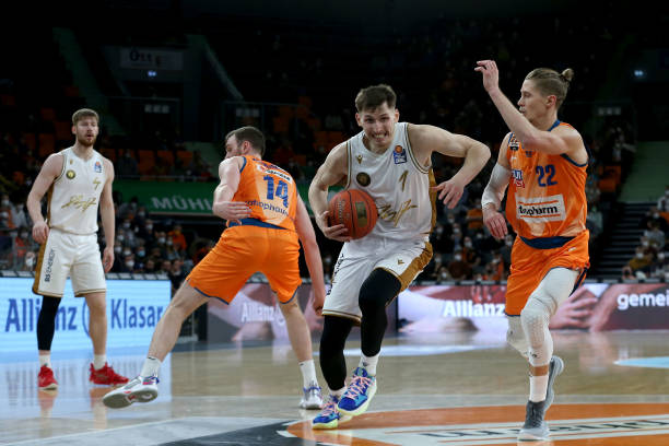 比勒费尔德 比勒费尔德